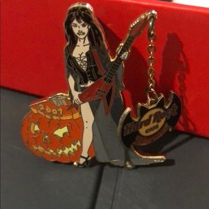 Hard Rock Cafe 2007 Cozumel Halloween pin